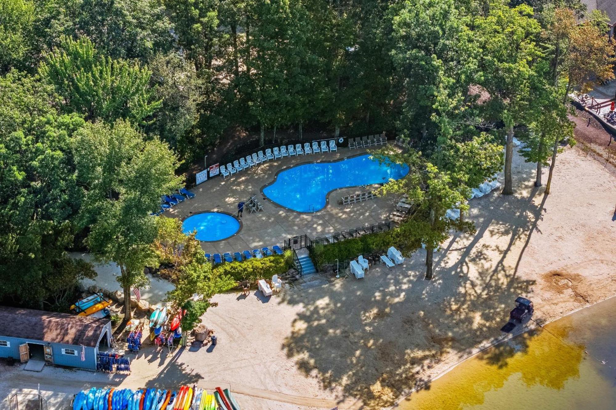 Highland Hideaway By Avantstay Group Poconos Retreat W Patio Game Room เลคฮาร์โมนี ภายนอก รูปภาพ