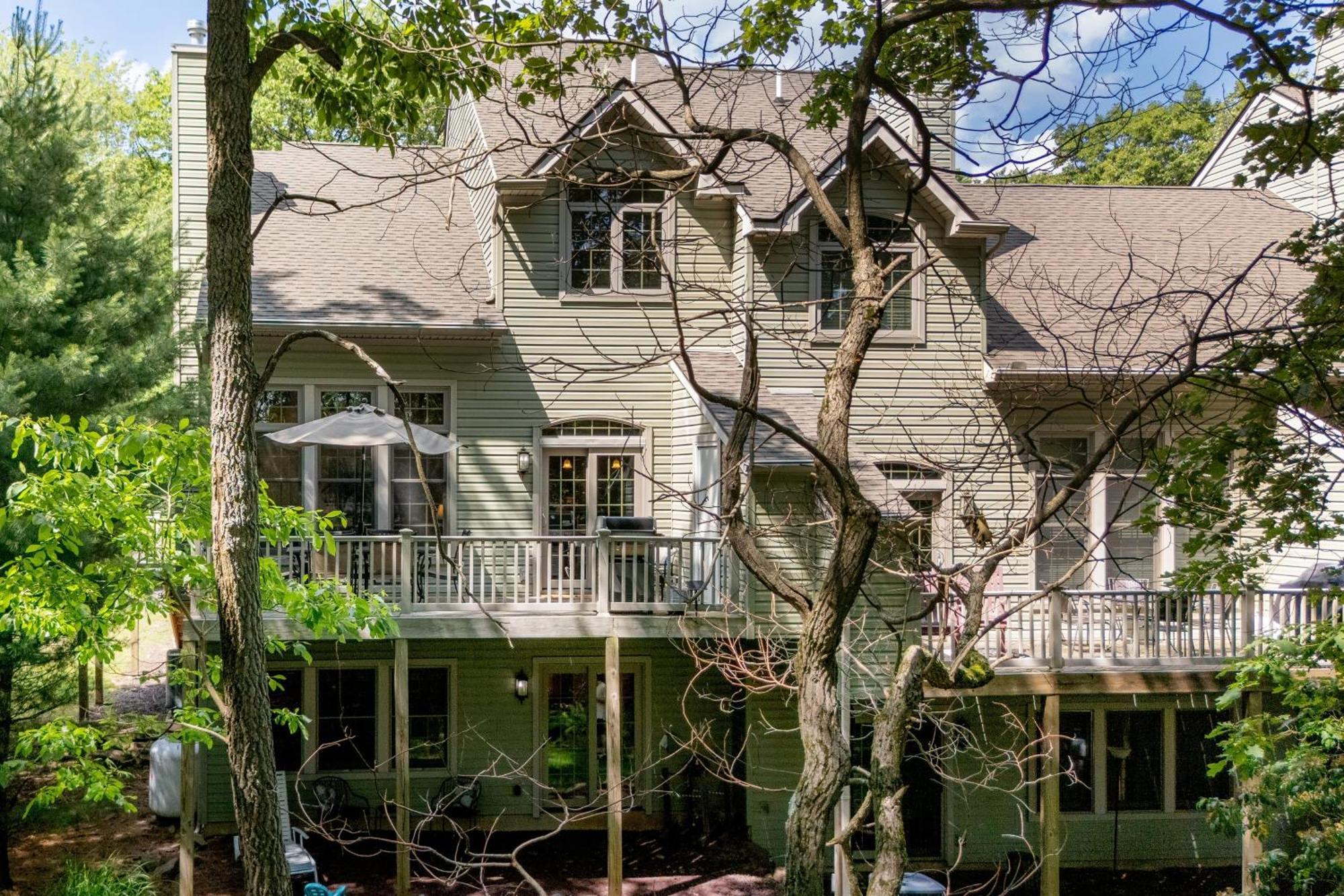 Highland Hideaway By Avantstay Group Poconos Retreat W Patio Game Room เลคฮาร์โมนี ภายนอก รูปภาพ
