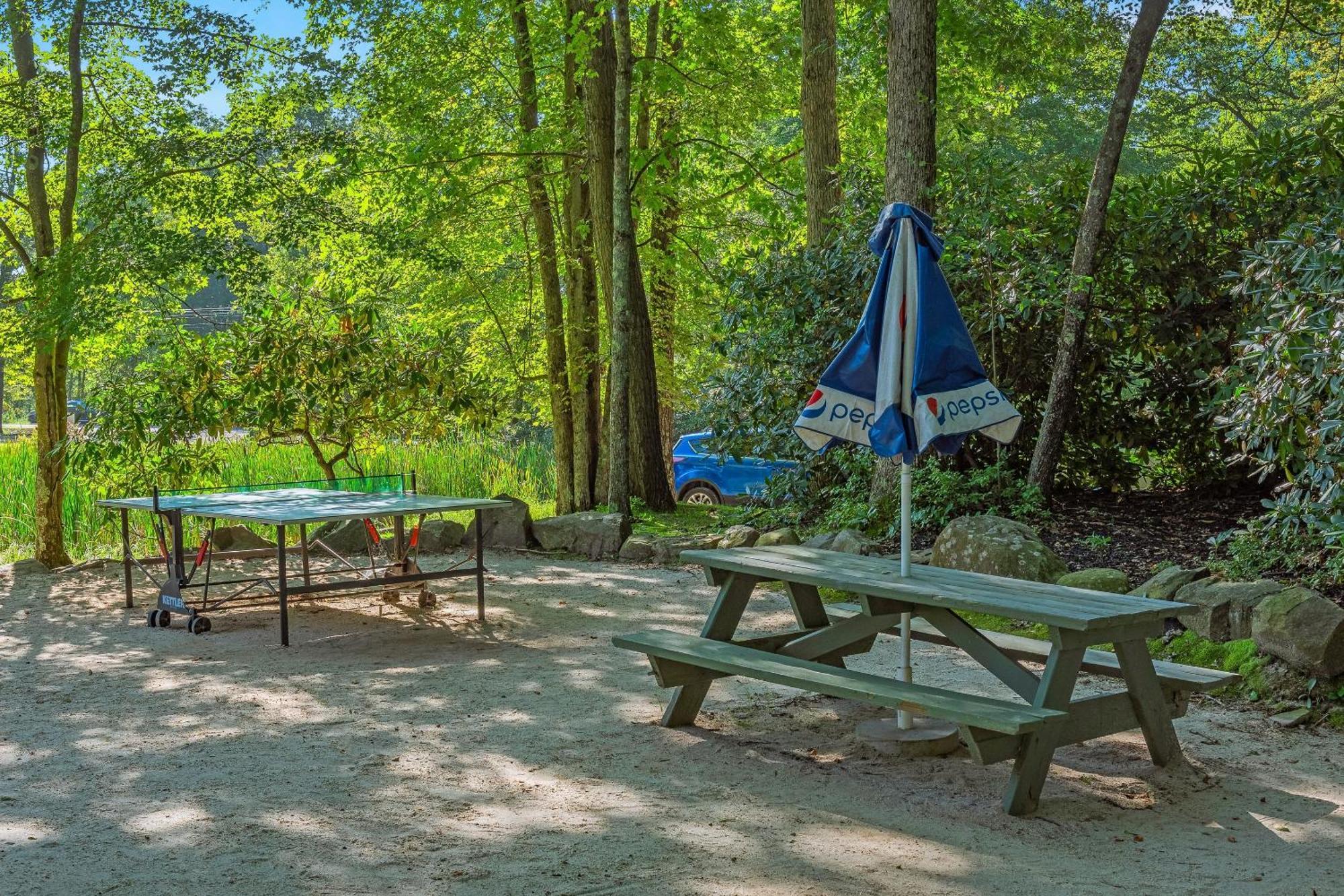 Highland Hideaway By Avantstay Group Poconos Retreat W Patio Game Room เลคฮาร์โมนี ภายนอก รูปภาพ